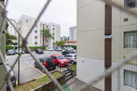 Vista Lavanderia de apartamento para alugar com 2 quartos, 45m² em Jaraguá, São Paulo