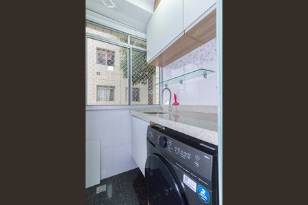 Apartamento para alugar com 45m², 2 quartos e 1 vaga Apartamento para alugar com 45m², 2 quartos e 1 vagaLavanderia