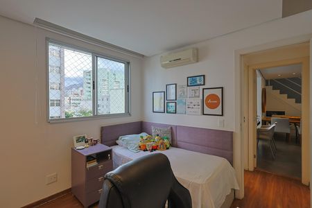 Apartamento à venda com 2 quartos, 140m² em Santa Efigênia, Belo Horizonte