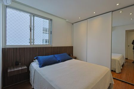 Apartamento à venda com 140m², 2 quartos e 2 vagas