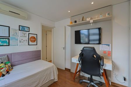 Apartamento à venda com 2 quartos, 140m² em Santa Efigênia, Belo Horizonte