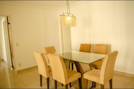 Apartamento à venda com 105m², 3 quartos e 1 vaga Apartamento à venda com 105m², 3 quartos e 1 vagaSala de Jantar