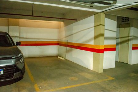 Apartamento à venda com 105m², 3 quartos e 1 vaga Apartamento à venda com 105m², 3 quartos e 1 vagaGaragem