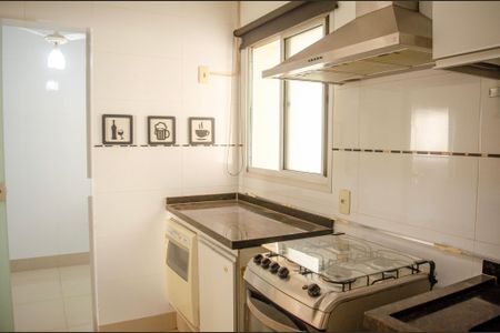 Apartamento à venda com 105m², 3 quartos e 1 vaga Apartamento à venda com 105m², 3 quartos e 1 vagaCozinha