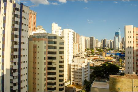 Apartamento à venda com 105m², 3 quartos e 1 vaga Apartamento à venda com 105m², 3 quartos e 1 vagaVista da Sacada