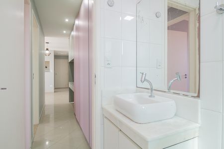 Banheiro de apartamento para alugar com 2 quartos, 52m² em Vila Matilde, São Paulo