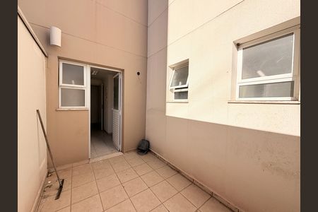 Apartamento à venda com 115m², 2 quartos e 2 vagasQuintal da Área de Serviço