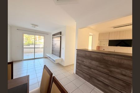 Apartamento à venda com 115m², 2 quartos e 2 vagasSala