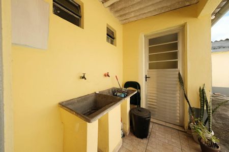 Área de Serviço de casa para alugar com 1 quarto, 32m² em Parque Boturussu, São Paulo