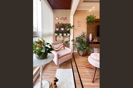 Apartamento à venda com 94m², 3 quartos e 2 vagas Apartamento à venda com 94m², 3 quartos e 2 vagasSacada