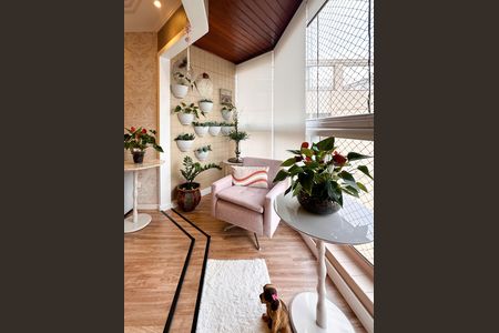 Apartamento à venda com 94m², 3 quartos e 2 vagas Apartamento à venda com 94m², 3 quartos e 2 vagasSacada
