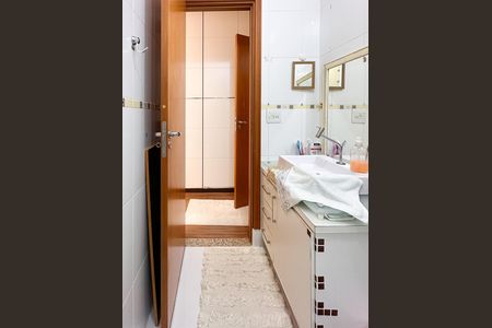 Apartamento à venda com 94m², 3 quartos e 2 vagas Apartamento à venda com 94m², 3 quartos e 2 vagasBanheiro da Suíte