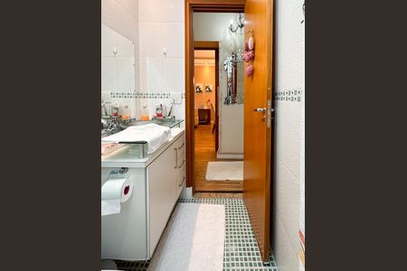 Apartamento à venda com 94m², 3 quartos e 2 vagas Apartamento à venda com 94m², 3 quartos e 2 vagasBanheiro Social
