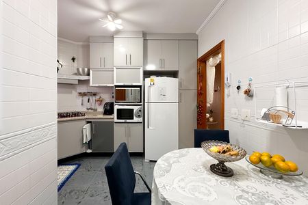 Apartamento à venda com 94m², 3 quartos e 2 vagas Apartamento à venda com 94m², 3 quartos e 2 vagasCozinha
