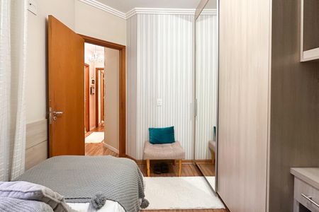 Apartamento à venda com 94m², 3 quartos e 2 vagas Apartamento à venda com 94m², 3 quartos e 2 vagasQuarto 1