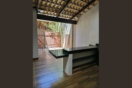 Cozinha de casa de condomínio para alugar com 2 quartos, 170m² em Vila Santos Dumont, Aparecida de Goiânia