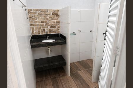 Casa de condomínio para alugar com 170m², 2 quartos e 3 vagas Casa de condomínio para alugar com 170m², 2 quartos e 3 vagasBanheiro