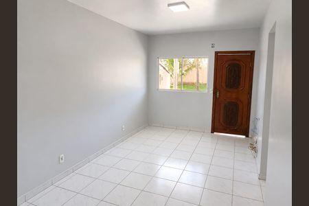 Sala de casa de condomínio para alugar com 2 quartos, 170m² em Vila Santos Dumont, Aparecida de Goiânia