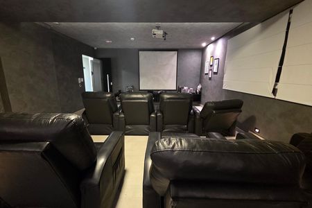 Apartamento para alugar com 78m², 2 quartos e 1 vaga Apartamento para alugar com 78m², 2 quartos e 1 vagaCinema
