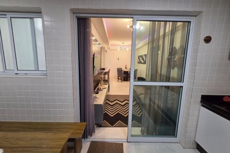 Apartamento para alugar com 78m², 2 quartos e 1 vaga Apartamento para alugar com 78m², 2 quartos e 1 vagaVaranda