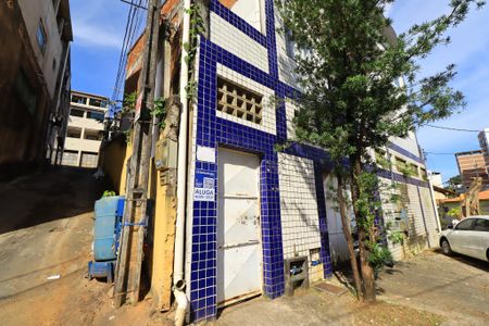 Casa para alugar com 65m², 2 quartos e sem vaga