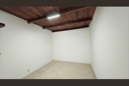 Casa para alugar com 80m², 2 quartos e 4 vagas