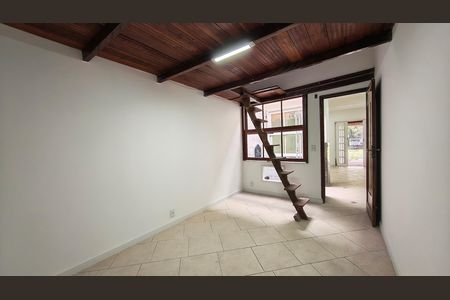 Casa para alugar com 2 quartos, 80m² em Recreio dos Bandeirantes, Rio de Janeiro