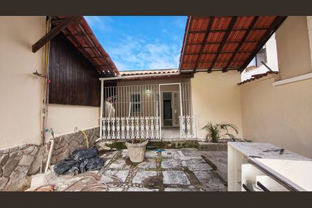 Casa para alugar com 80m², 2 quartos e 4 vagas