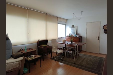 Apartamento à venda com 110m², 3 quartos e 1 vaga Apartamento à venda com 110m², 3 quartos e 1 vagaSala