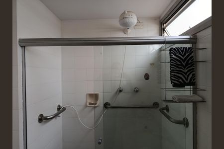 Apartamento à venda com 110m², 3 quartos e 1 vaga Apartamento à venda com 110m², 3 quartos e 1 vagaBanheiro Social