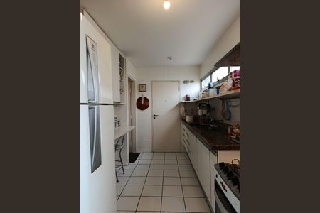 Apartamento à venda com 110m², 3 quartos e 1 vaga Apartamento à venda com 110m², 3 quartos e 1 vagaCozinha