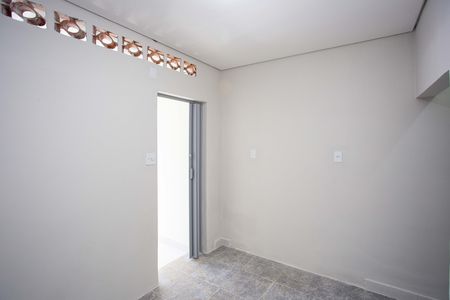 Casa para alugar com 1 quarto, 23m² em Piraporinha, Diadema