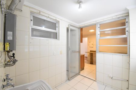 Apartamento à venda com 110m², 3 quartos e 1 vagaÁrea de Serviço