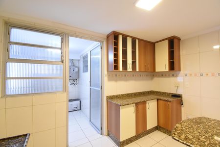 Cozinha de apartamento à venda com 3 quartos, 110m² em Batel, Curitiba