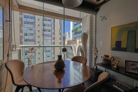 Apartamento à venda com 75m², 2 quartos e 2 vagas