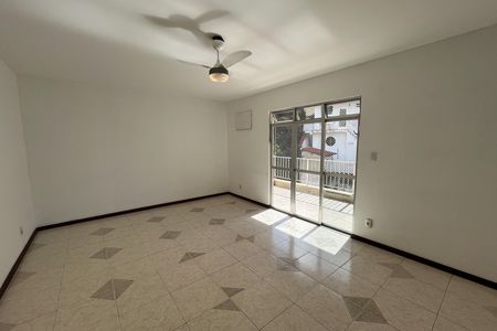 Apartamento para alugar com 2 quartos, 89m² em Pitangueiras, Rio de Janeiro