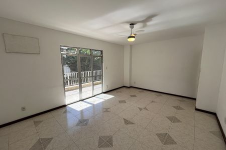 Sala de apartamento para alugar com 2 quartos, 89m² em Pitangueiras, Rio de Janeiro