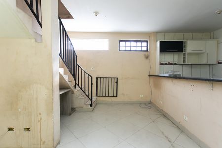 Sala  de casa para alugar com 2 quartos, 160m² em Jardim Noemia, São Paulo