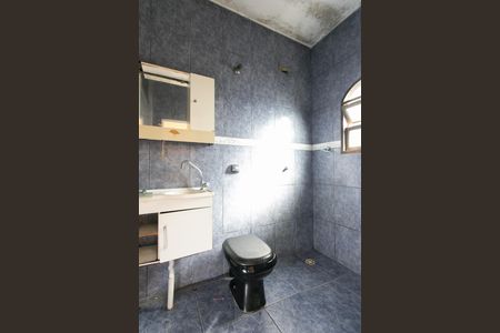 Casa para alugar com 160m², 2 quartos e 1 vaga Casa para alugar com 160m², 2 quartos e 1 vagaBanheiro da Suíte