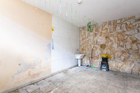 Casa para alugar com 160m², 2 quartos e 1 vaga Casa para alugar com 160m², 2 quartos e 1 vagaGaragem