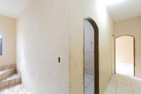 Casa para alugar com 160m², 2 quartos e 1 vaga Casa para alugar com 160m², 2 quartos e 1 vagaCorredor