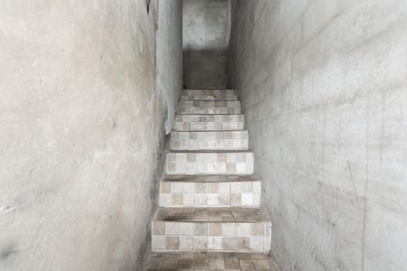 Casa para alugar com 160m², 2 quartos e 1 vaga Casa para alugar com 160m², 2 quartos e 1 vagaEscada