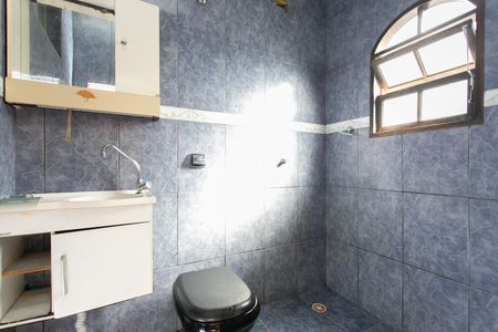 Casa para alugar com 160m², 2 quartos e 1 vaga Casa para alugar com 160m², 2 quartos e 1 vagaBanheiro da Suíte