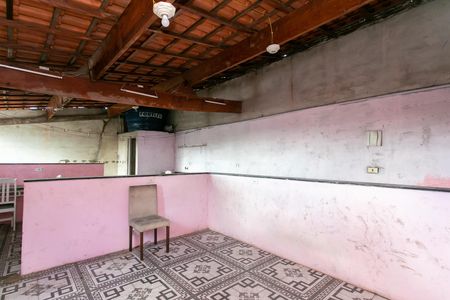Casa para alugar com 160m², 2 quartos e 1 vaga Casa para alugar com 160m², 2 quartos e 1 vagaTerraço