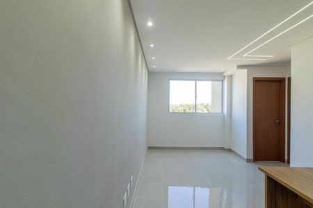 Apartamento para alugar com 45m², 2 quartos e 1 vaga Apartamento para alugar com 45m², 2 quartos e 1 vagaSala