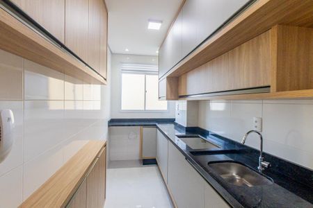 Apartamento para alugar com 45m², 2 quartos e 1 vaga Apartamento para alugar com 45m², 2 quartos e 1 vagaCozinha e Área de Serviço