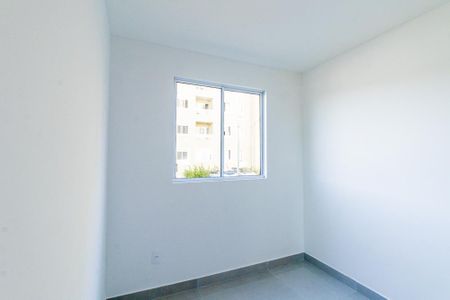 Quarto 2 de apartamento para alugar com 2 quartos, 45m² em Cidade Industrial de Curitiba, Curitiba