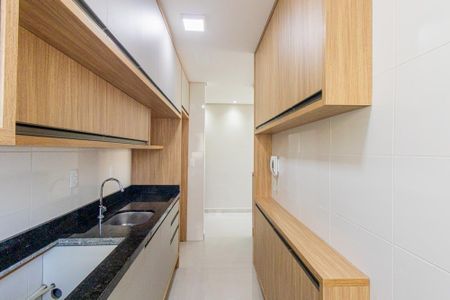 Apartamento para alugar com 45m², 2 quartos e 1 vaga Apartamento para alugar com 45m², 2 quartos e 1 vagaCozinha e Área de Serviço