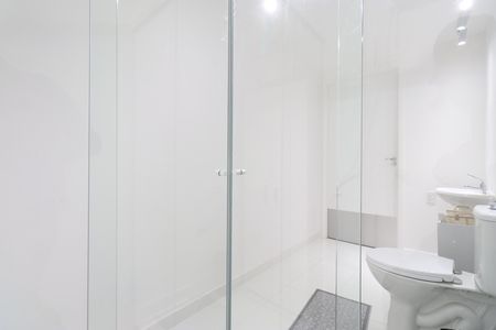 Banheiro  de apartamento à venda com 1 quarto, 35m² em Barra Funda, São Paulo
