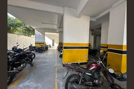Apartamento para alugar com 25m², 1 quarto e 1 vaga Apartamento para alugar com 25m², 1 quarto e 1 vagaGaragem Moto